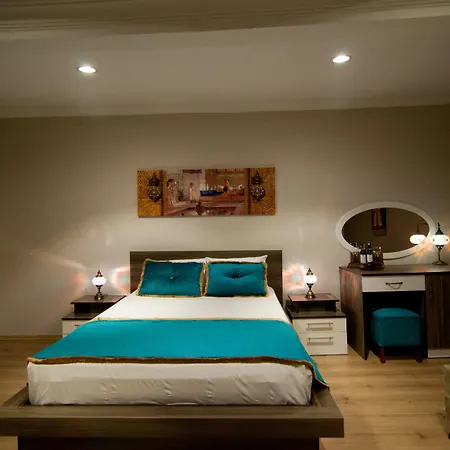 Kamondo Rooms 2*