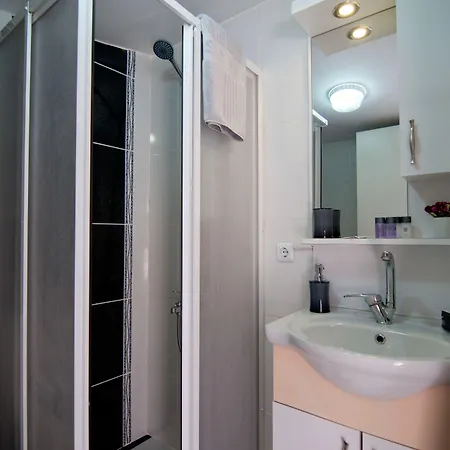 Guest house Kamondo Rooms