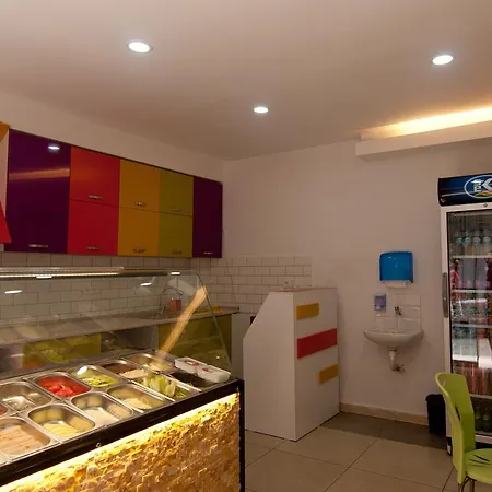Kamondo بيت ضيافة اسطنبول